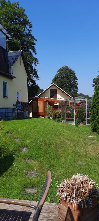 Fewo Zur Alten Schule Weckersdorf Exterior photo